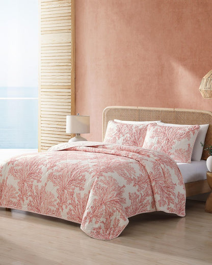 Coral Garden Reversible 3-Piece Full/Queen Quilt Set