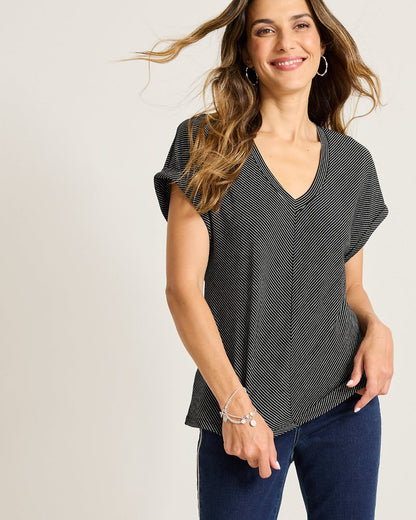 Kauai Tranquil Sea V-Neck T-Shirt